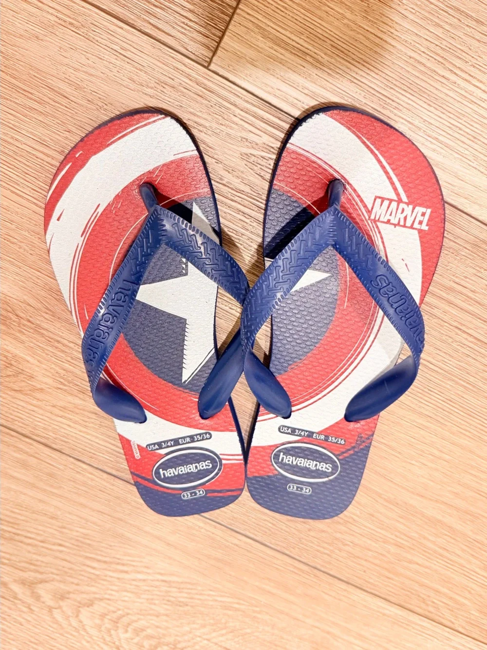 Havaianas Kids Blue Navy Red Captain America Flip Flops